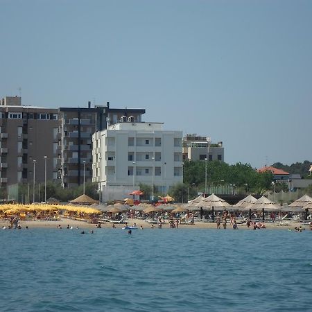 Hotel Mare Pesaro Eksteriør bilde